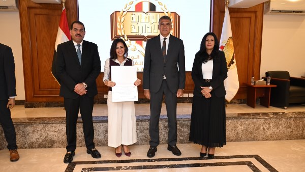 برلمانية تشيد بجهود "الرقابة الإدارية" والأكاديمية الوطنية