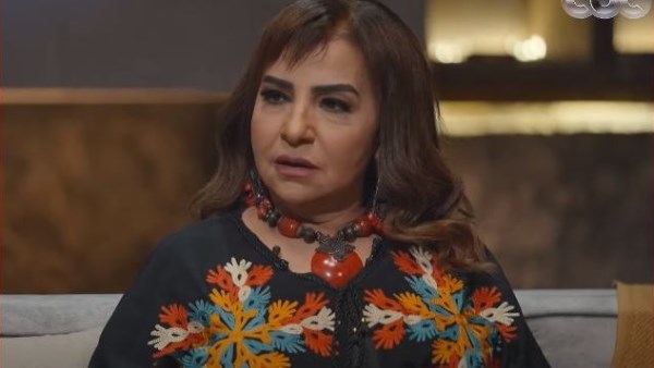  فاطمة الكاشف