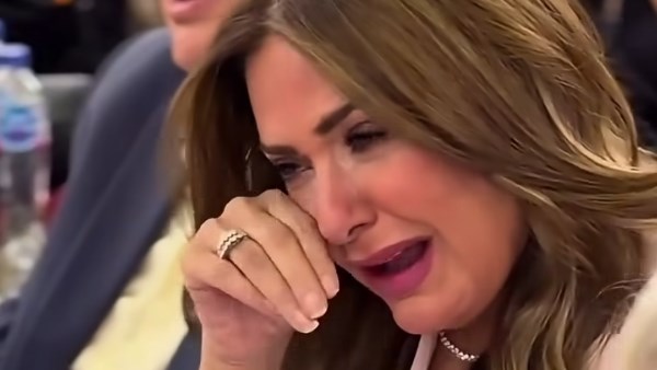 الفنانة صابرين