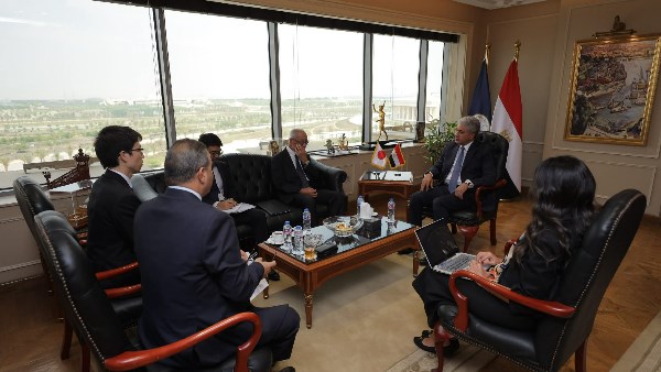 وزير السياحة والآثار وسفير اليابان 