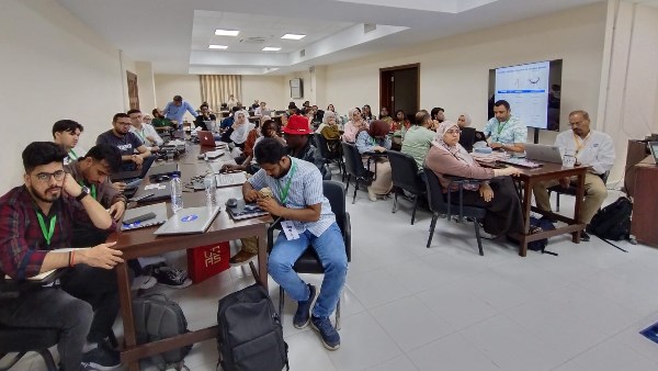 باحثون مصريون يتلقون تدريبًا