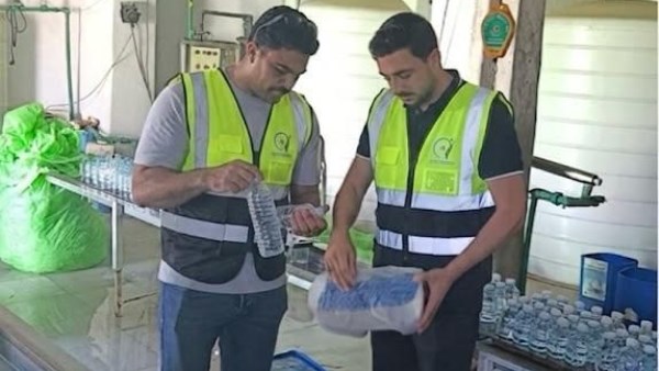 "سلامة الغذاء" 