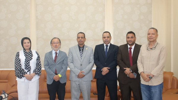 جامعتا أسوان و"كومازاوا