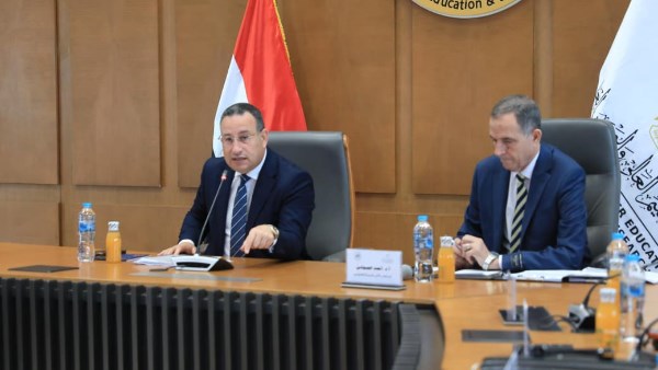وزير التعليم العالي 