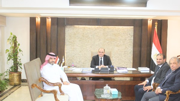 القابضة للتشييد 