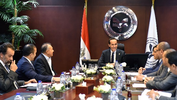 الدكتور محمد عوض رئيس هيئة الاستثمار