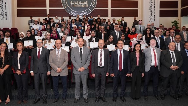 الدكتور إسلام عزام رئيس هيئة الرقابة المالية 