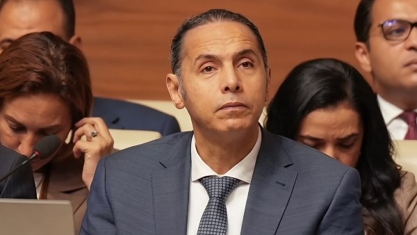 الدكتور إسلام عزام رئيس هيئة الرقابة المالية 