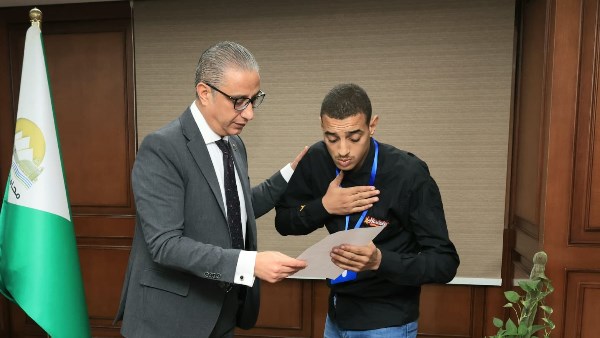الدكتور أحمد الأنصاري محافظ الجيزة 