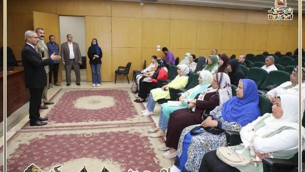 محافظ بني سويف يشهد بدء تجربة نوعية لرصد اتجاهات الرأي العام محافظ بني سويف يشهد بدء تجربة نوعية لرصد اتجاهات الرأي العام