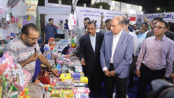 محافظ المنيا يفتتح معرض أهلاً مدارس 