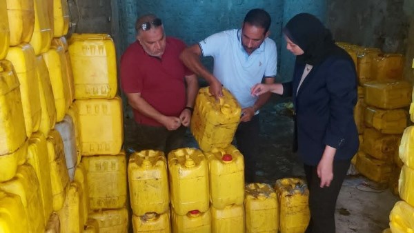 ضبط مخزن لاعادة تدوير الزيوت