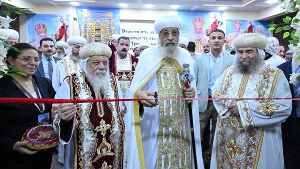 البابا تواضروس يدشن الكاتدرائية 