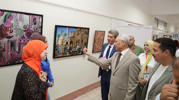 افتتاح المعرض 