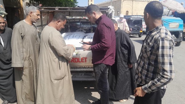 ضبط طن من الأسمدة الكيماوية المدعمة المحظور تداولها قبل تهريبها وبيعها بالسوق السوداء في ديروط