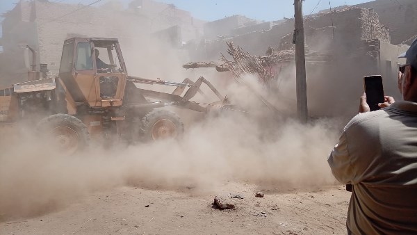 إزالة التعديات بأسيوط 