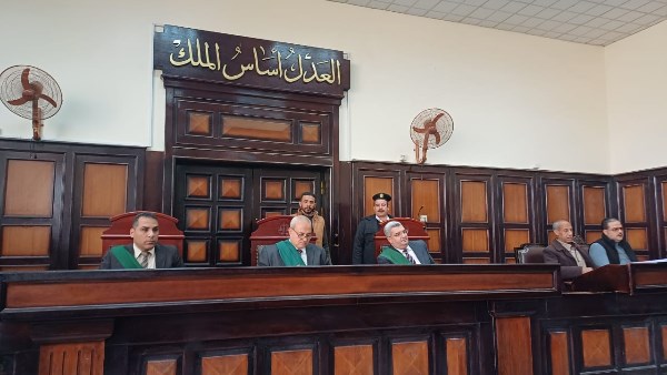 هيئة الدائرة الثالثة بمحكمة جنايات أسيوط 