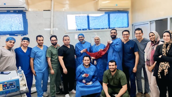 الفريق الطبي 