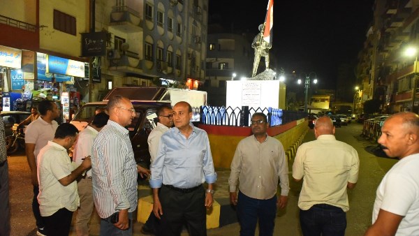 محافظ أسيوط يتفقد ميدان التجنيد بشارع جودة الأسدي بحي شرق بعد الانتهاء من تنفيذه بمشاركة مجتمعية