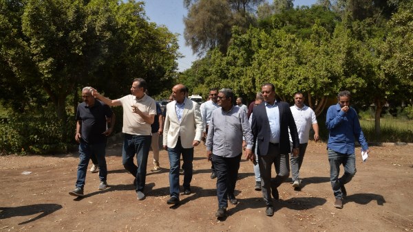 محافظ أسيوط يتفقد الحديقة الدولية ببني غالب 