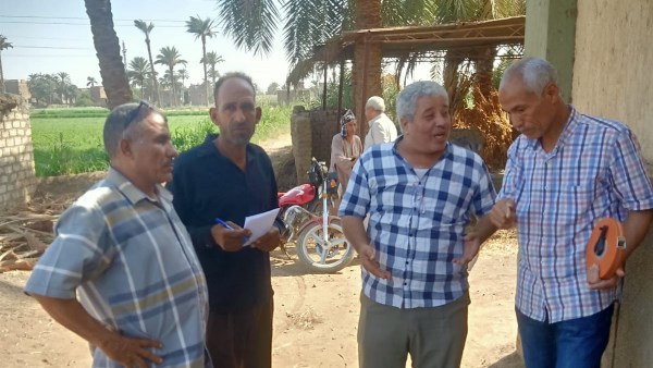 معاينة موقع مقترح لإنشاء مدرسة تعليم أساسي بقرية علوان بأسيوط 