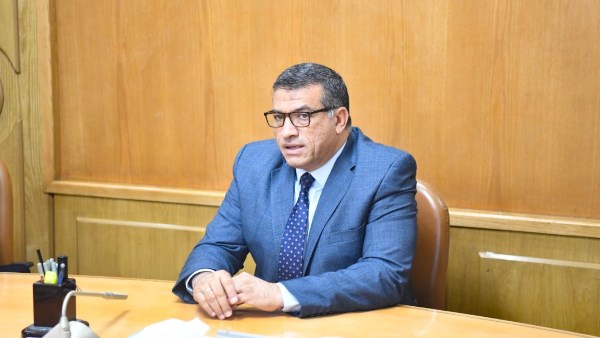 محافظ قنا 
