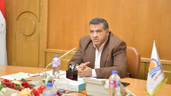 محافظ قنا 