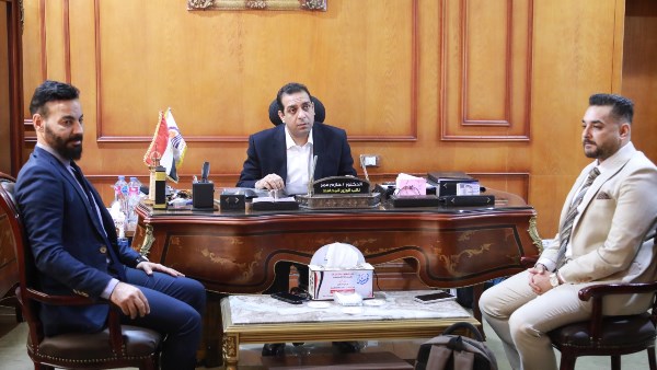 اجتماع نائب محافظ قنا 