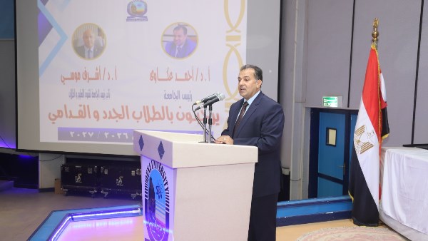 رئيس جامعة قنا 