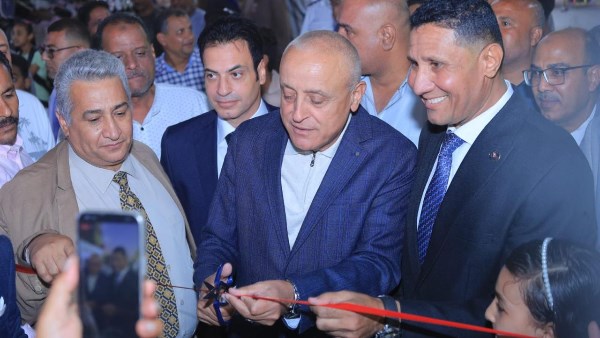محافظ الأقصر يفتتح معرض «أهلاً مدارس» بإسنا بتخفيضات تصل إلى 50%