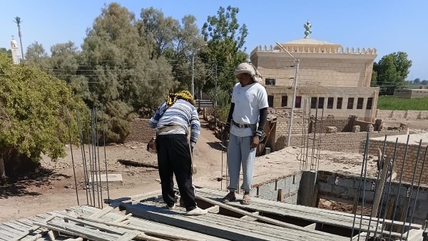 إزالات فورية وتشديد الرقابة.. حملات مكثفة بأرمنت لمواجهة مخالفات البناء والتعديات