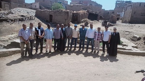 زيارة ميدانية لبحث تطوير منطقة آثار كومير بإسنا والحفاظ على نقوشها التاريخية