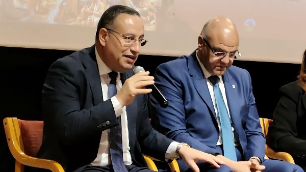 وزير التعليم العالي: الإسكندرية نموذج لتطبيق نظام إنذار مبكر للأمطار والفيضانات وزير التعليم العالي: الإسكندرية نموذج لتطبيق نظام إنذار مبكر للأمطار والفيضانات