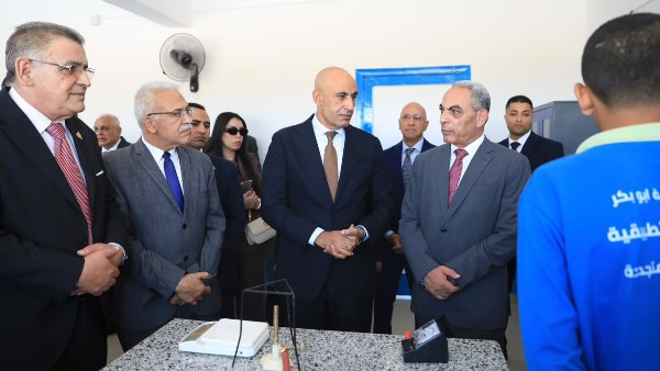 خلال الافتتاح 