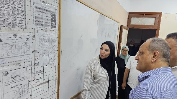 استعداداً لانطلاق العام الدراسي .. بدوي يتفقد مدارس تعليم بورسعيد الإعدادي بإدارتي الزهور وشمال التعليميتين