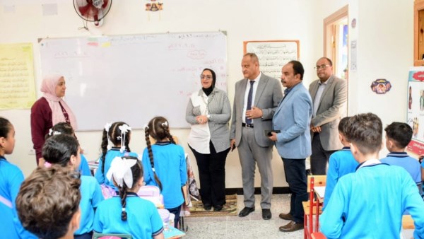 في ثاني أيام الدراسة.. بدوي يتابع انتظام طلاب بورسعيد ويؤكد على جدية التقييمات