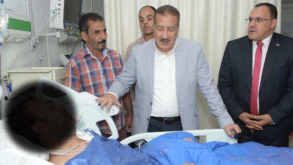 محافظ بورسعيد يتفقد سير العمل بمستشفى السلام ويلتقي الأطباء والمرضى