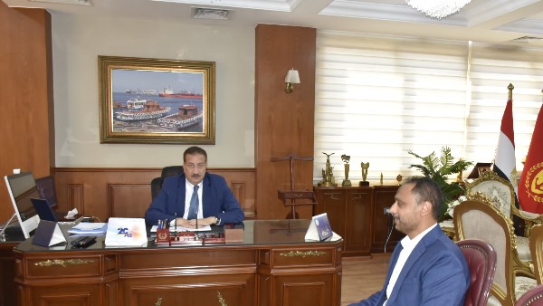محافظ بورسعيد يستقبل النائب أحمد جوهر عضو مجلس الشيوخ
