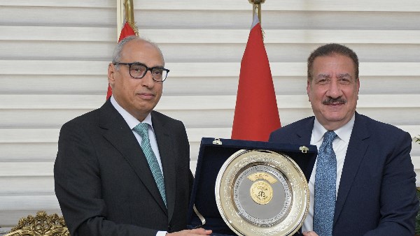  محافظ بورسعيد ورئيس مجلس الدولة