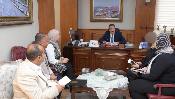 حفل الزفاف بنادي العاملين بالمحافظة .. وتكامل جهود المحافظة لرسم الفرحة على وجه إحدى بنات بورسعيد