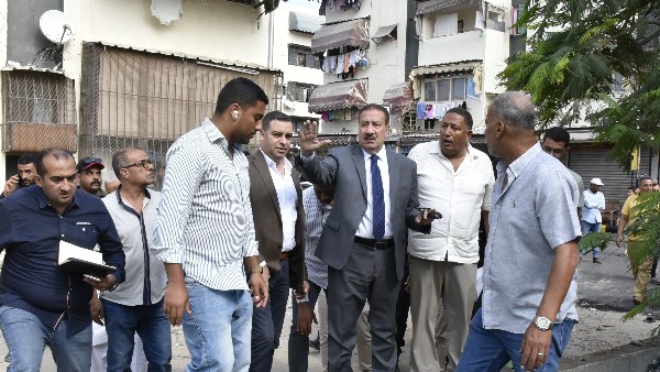 محافظ بورسعيد يتفقد أعمال رصف ورفع كفاءة شوارع منطقة خالد بن الوليد بحي الزهور .. ونسبة التنفيذ تتجاوز 80%