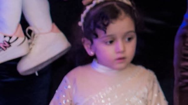 الطفله