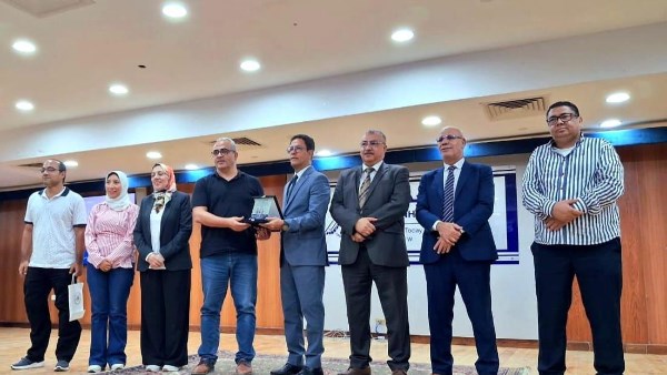 جامعة طنطا 