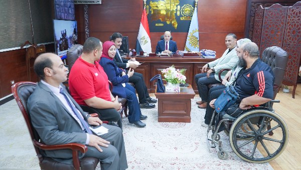 محافظ الغربية 