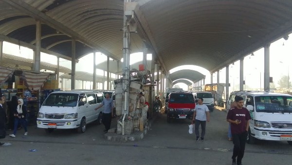 مواقف السيارات 