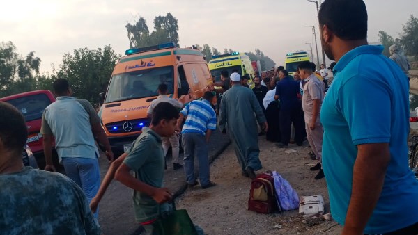 نقل ضحايا ومصابي حادث زفتى 