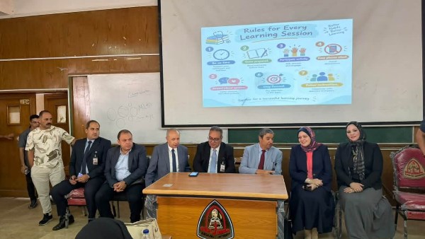 عميد كلية الطب بجامعة الزقازيق 