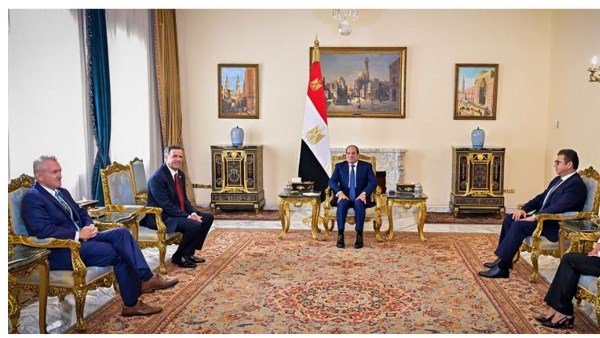 الرئيس السيسي يستقبل مدير CIA
