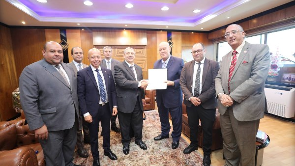 رئيس شركة ميناء القاهرة الجوي 