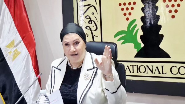 دكتورة سحر السنباطي رئيسة المجلس 